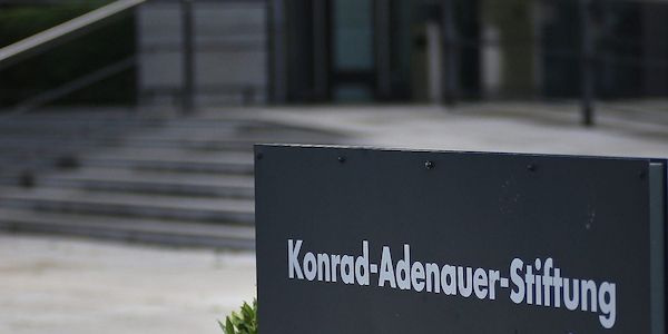 Konrad-Adenauer-Stiftung: AfD verhält sich verfassungsfeindlich