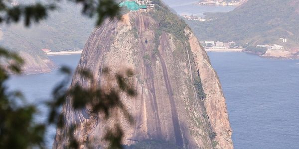 Bolsonaro Junior bei Präsidentschaftswahl im Brasilien vorn