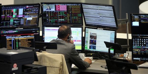 Dax kaum verändert - Rüstungsaktien wieder gefragt