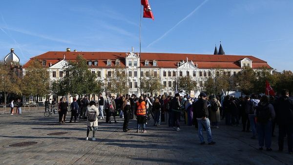 Neuer Landtag von Sachsen-Anhalt erstmals zusammengekommen