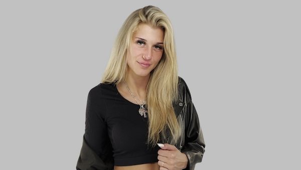 Kimberly – Deutschrap-Sängerin aus Berlin – jetzt buchen!
