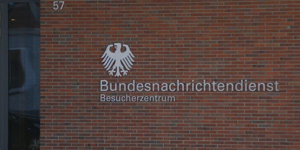 Nach Hanning-Festnahme: SPD will schärfere Regeln für Ex-BND-Chefs