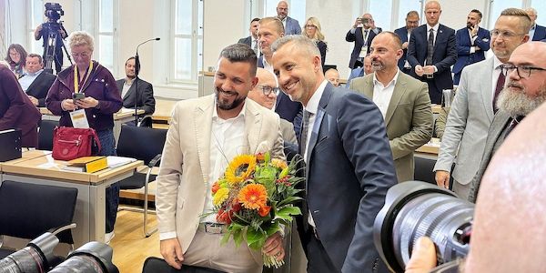 Rausch-Wahl: Grüne kritisieren Normalisierung von Rechtsextremismus