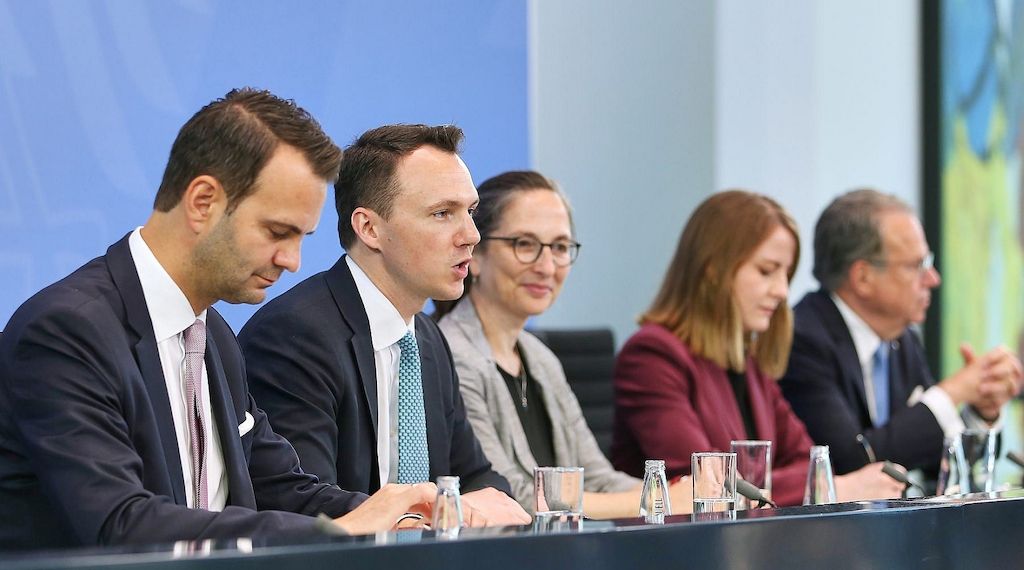 Linke kritisiert Zusammensetzung von Rentenkommission