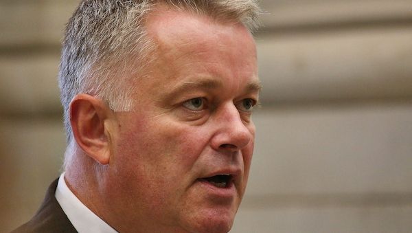 Schnieder kritisiert rot-grün-rote Gespräche in Berlin