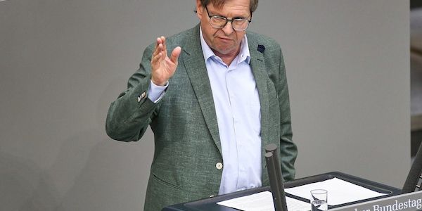 Stegner verteidigt Schröders Besuch bei Putin