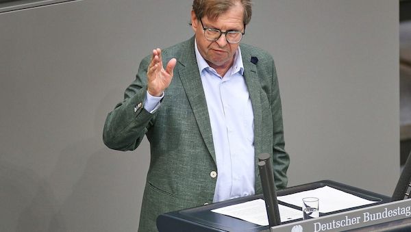 Stegner verteidigt Schröders Besuch bei Putin