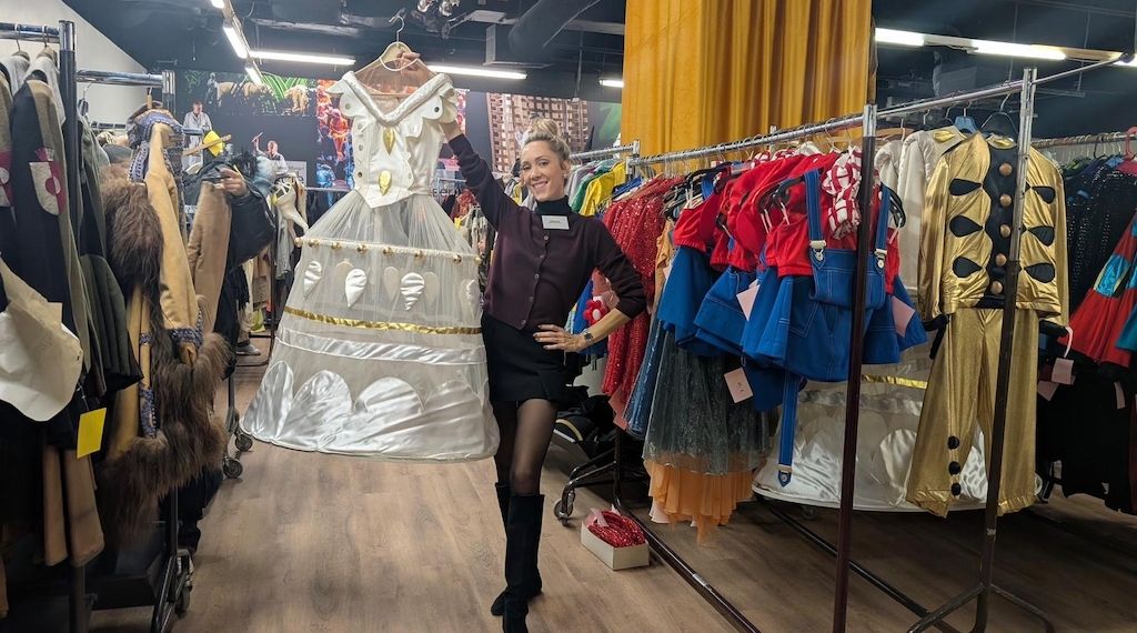3.500 Kostüme aus Theater, Oper, Show und Fernsehen sollen im Einkaufszentrum Wilma Shoppen verkauft werden!