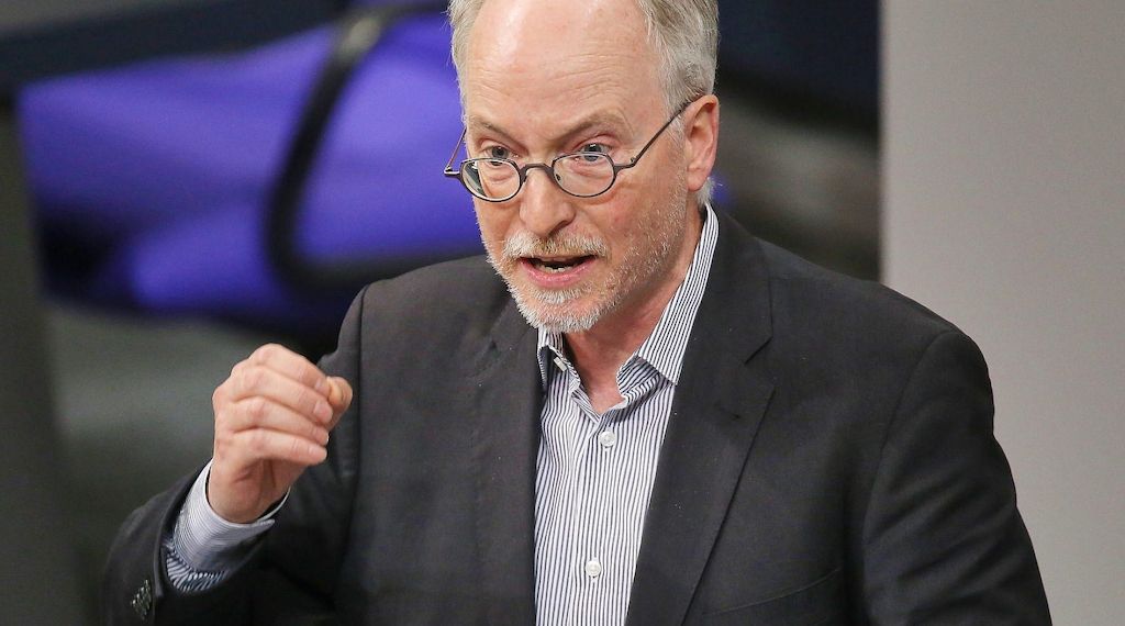 Grüne kritisieren Bilgers Bahn-Konzept