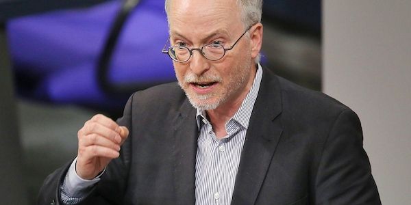 Grüne kritisieren Bilgers Bahn-Konzept