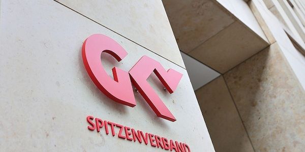 GKV-Spitzenverband begrüßt Bundestagsentscheidung zu Pränataltests