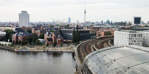 Holetschek und Bühl stellen Milliardenhilfen für Berlin infrage