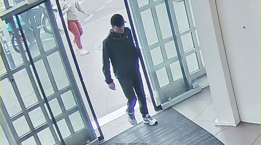 Berliner Seniorin betrogen – Wer erkennt den Tatverdächtigen?