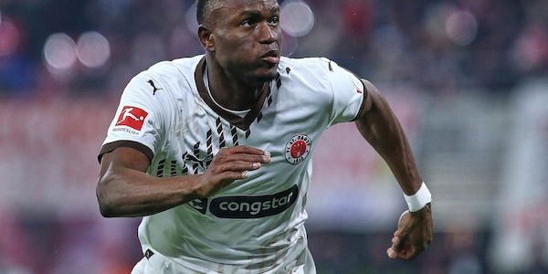 2. Bundesliga: St. Pauli gewinnt gegen Karlsruhe