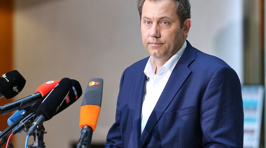 Klingbeil kündigt Neuwahl der gesamten SPD-Führung an