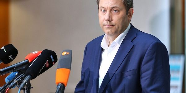 Klingbeil kündigt Neuwahl der gesamten SPD-Führung an