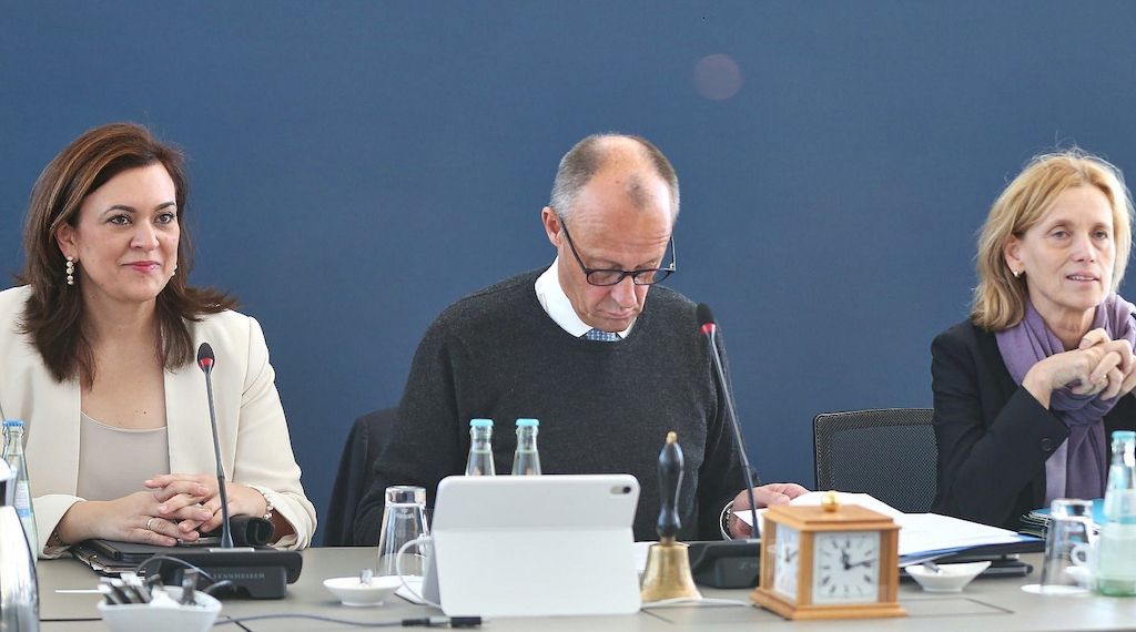 Forsa: Union bleibt im Umfragetief