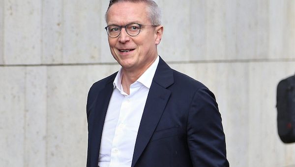 Wildberger setzt auf KI-Wachstum statt zusätzlicher KI-Steuer