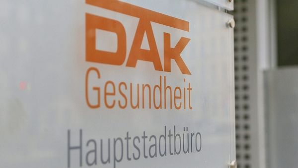 DAK bezweifelt Zeitplan der Pflegekommission