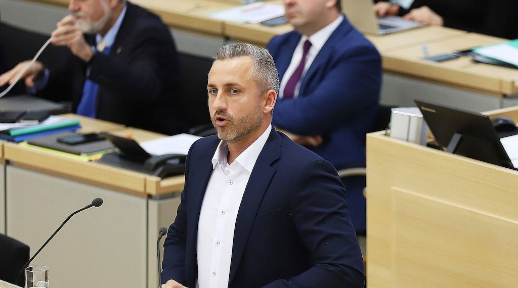 Landtag Sachsen-Anhalt stimmt für AfD-BSW-Antrag zu Ukraine-Krieg