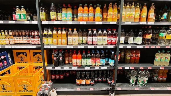 Getränkehersteller rechnen wegen Zuckersteuer mit höheren Preisen