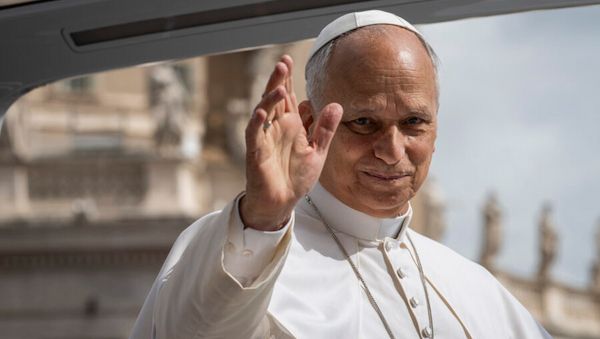 Krebserkrankung von Papst Leo. Was ist ein Adenokarzinom?
