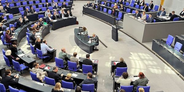 Bundestag stimmt für Erhöhung der Tabaksteuer
