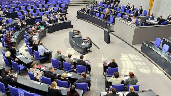 Bundestag stimmt für Erhöhung der Tabaksteuer