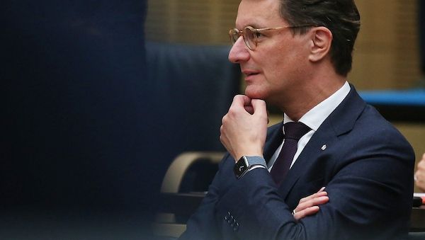 Wüst zum Bundesratspräsidenten gewählt