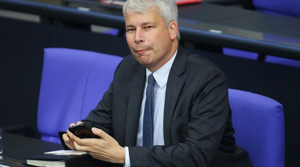 Bundesverkehrsminister Bilger verteidigt Verbrenner-Aus