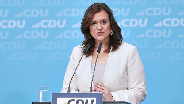 CDU-Generalsekretärin warnt SPD vor Bündnis mit Linkspartei