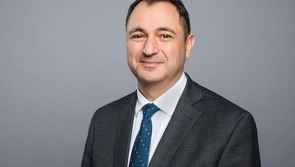 Ideal Versicherungen Patrik Schrader: Spezialist für private Pflegeversicherungen in Bayern