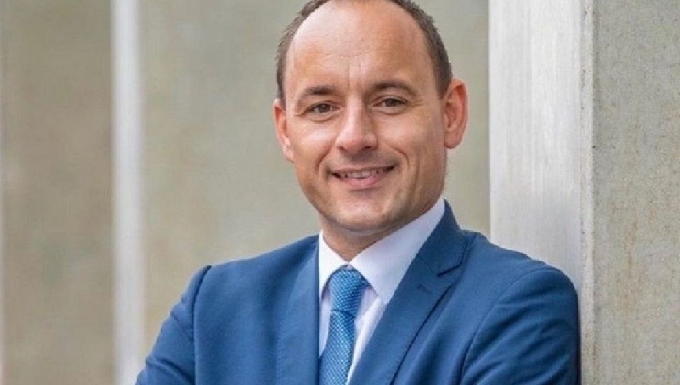 Ideal Versicherungen Robert Schmidt: Spezialist für private Pflegeversicherungen in Berlin und Brandenburg
