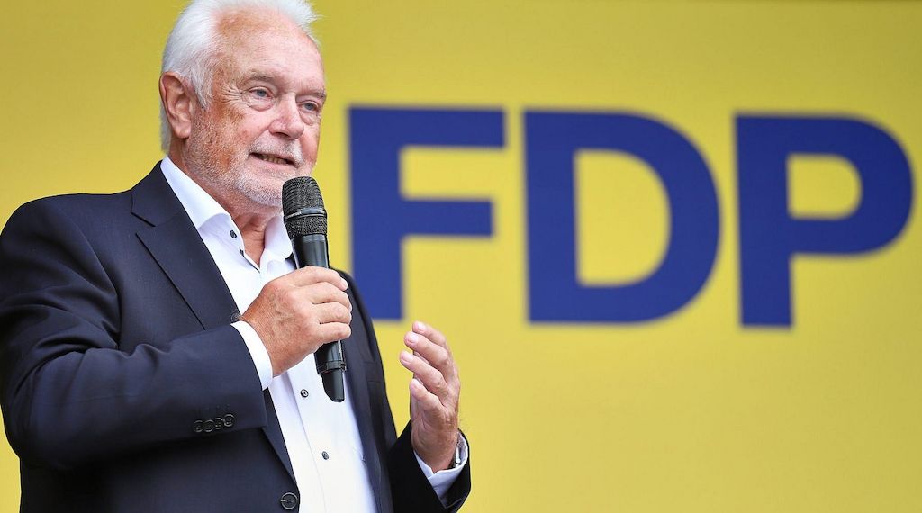 Kubicki sieht Verfassungsbruch im Berliner Sondierungspapier