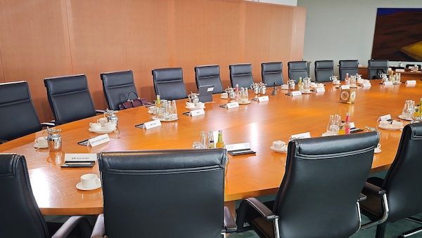 Kabinettssitzungen werden wegen Herbstferien ausgesetzt
