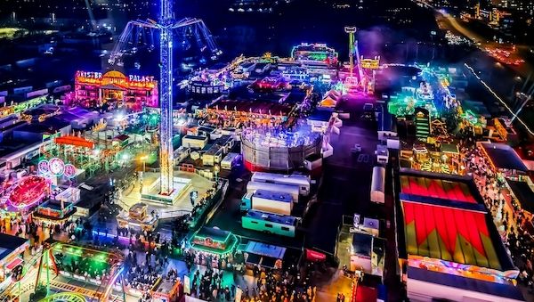 Lichtenberger Winterzeit: Berlins größter Wintermarkt setzt auf Erlebnis und gesellschaftlichen Zusammenhalt