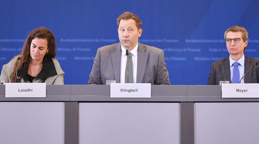 Steuerschätzer schrauben Erwartungen nach oben