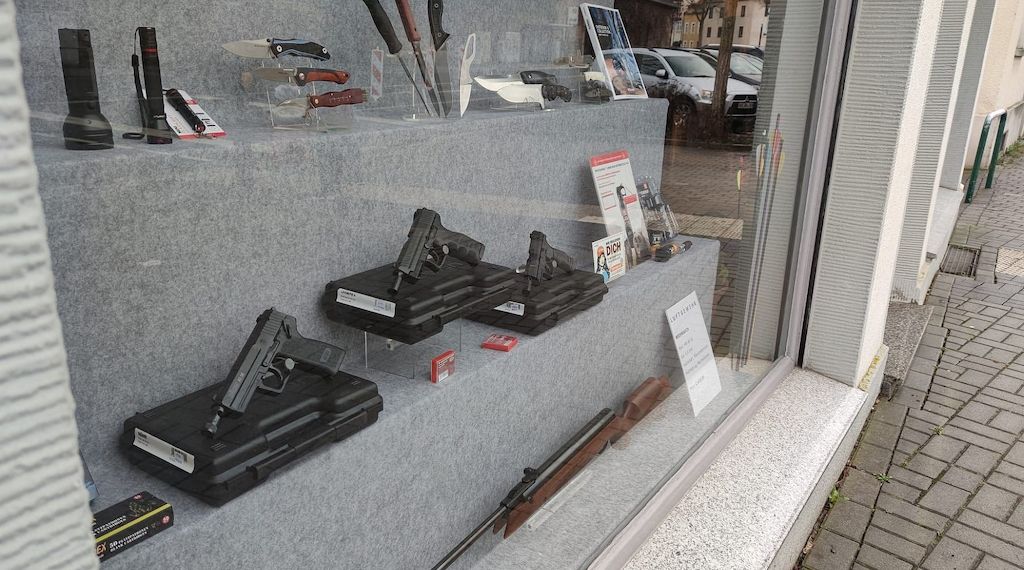 Scharfe Schusswaffe in Spandau beschlagnahmt