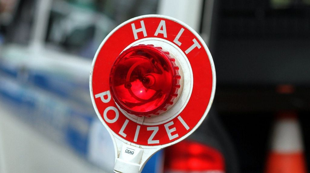 Umfrage: Mehrheit für null Promille am Steuer