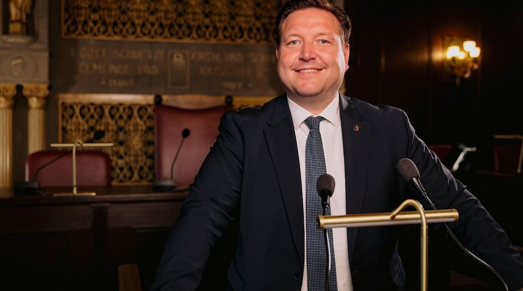 Sebastian Pieper zum neuen Bezirksbürgermeister von Reinickendorf gewählt