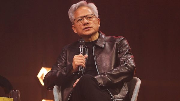 Nvidia-Chef weist Kritik an Investitionen in Kunden zurück
